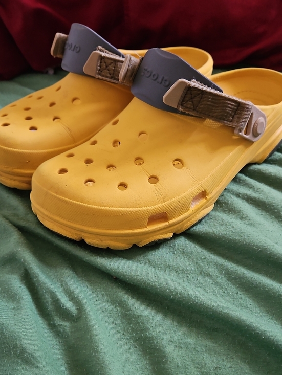 CROCS Other - Crocs Mens 8/Womens 10..Good Used Shape..These Single Owner .